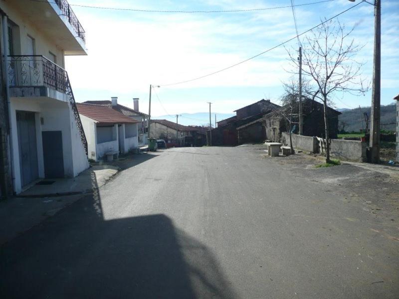 Casa Da Fonte Em Prada, Vinhais Exterior photo